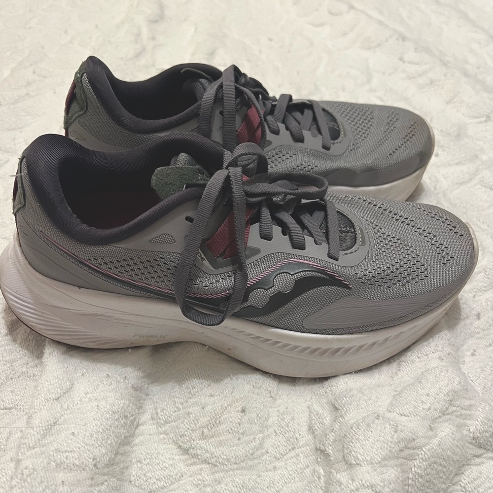 Womens Saucony Glide 15 PWRRun Running Shoes